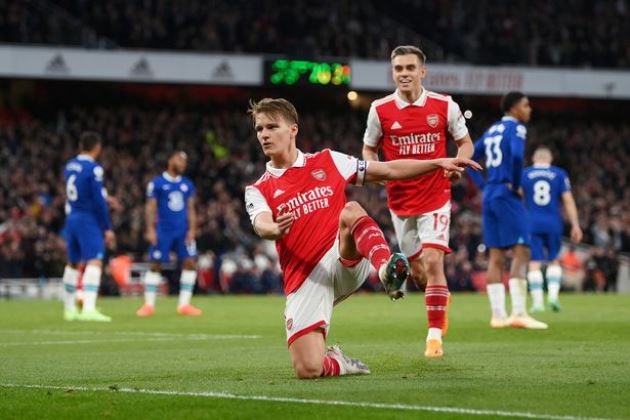 Arsenal nhần chìm Chelsea 3-1